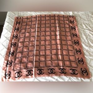 NWOT Scarf/ Head Wrap